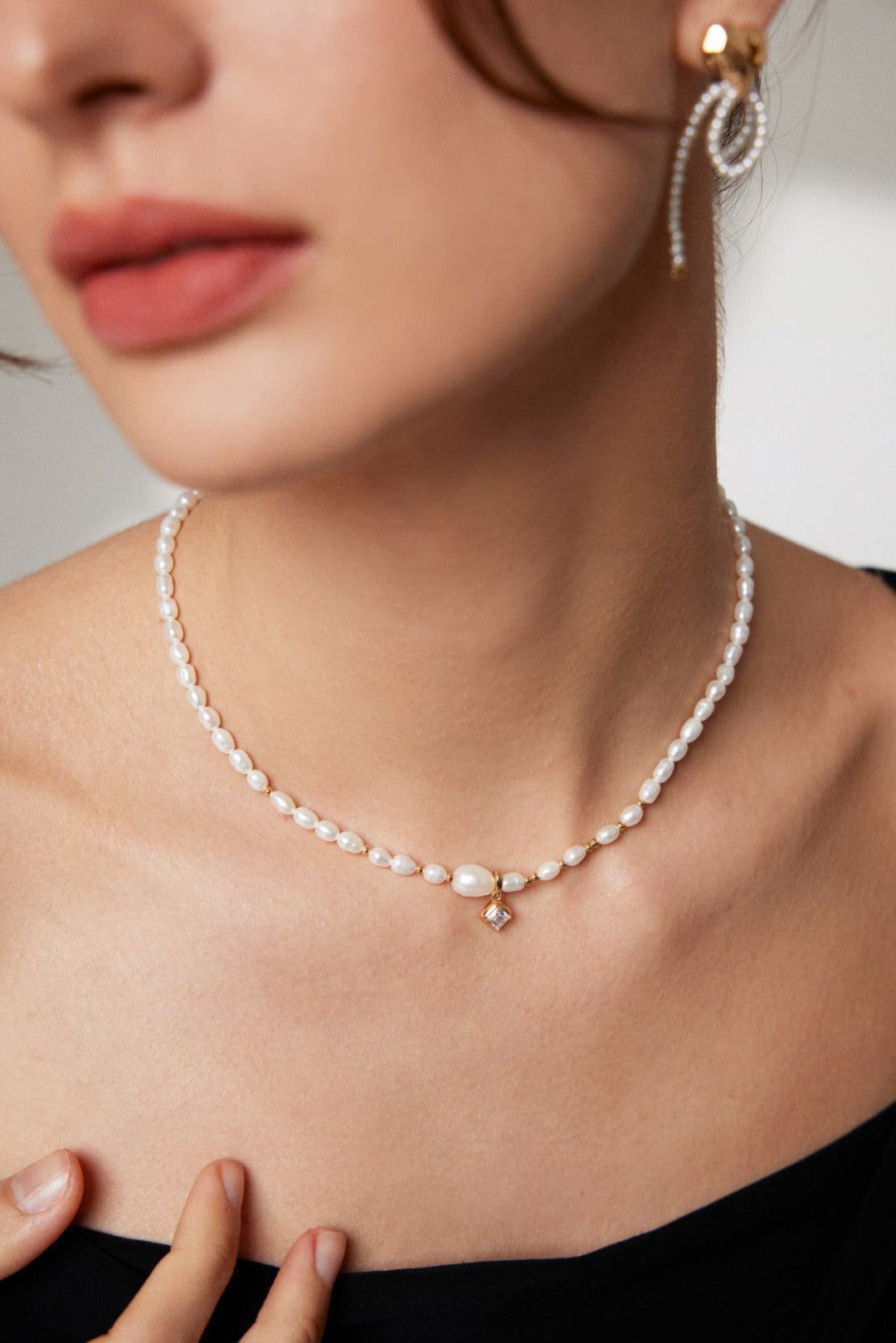 Aphrodite Pearls Necklace