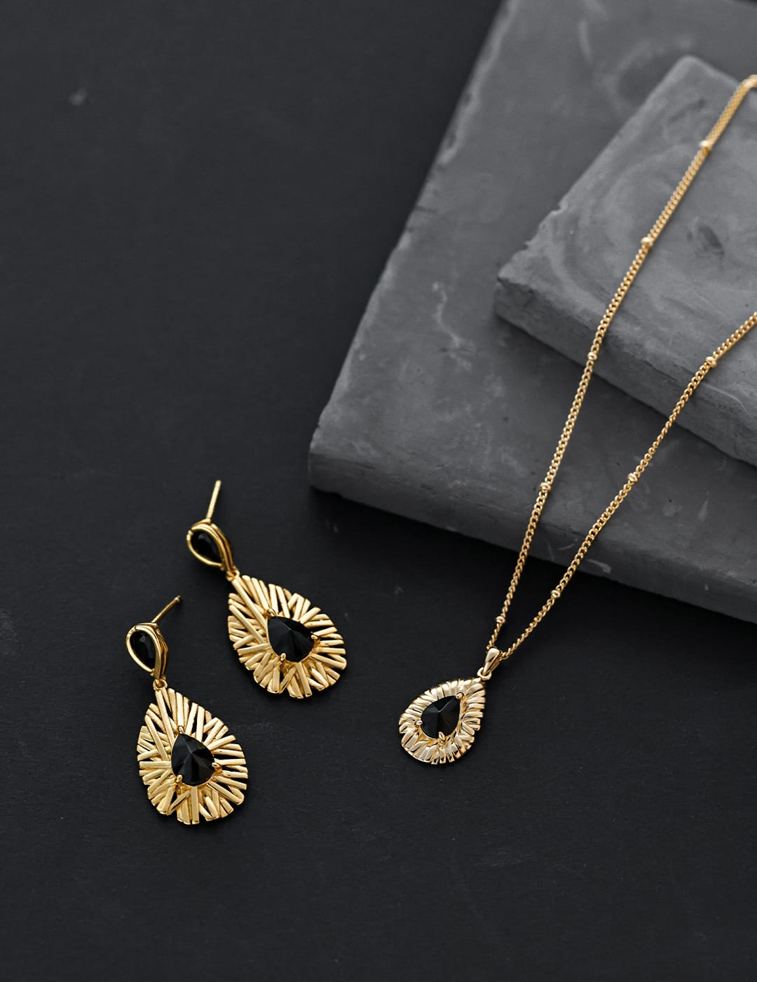 Regal Charm Black Zirconia Necklace