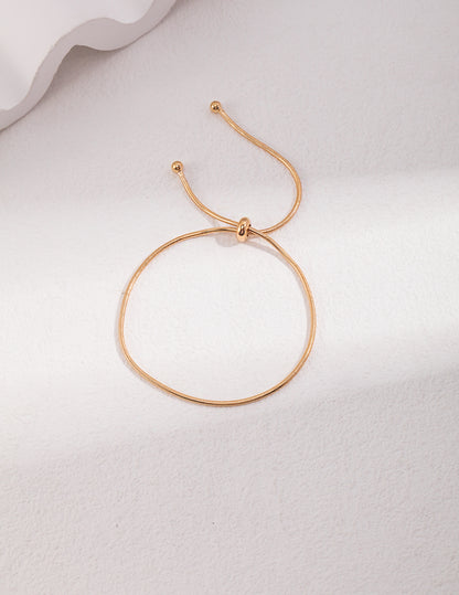 Minimalist style bracelet in Gold Vermeil