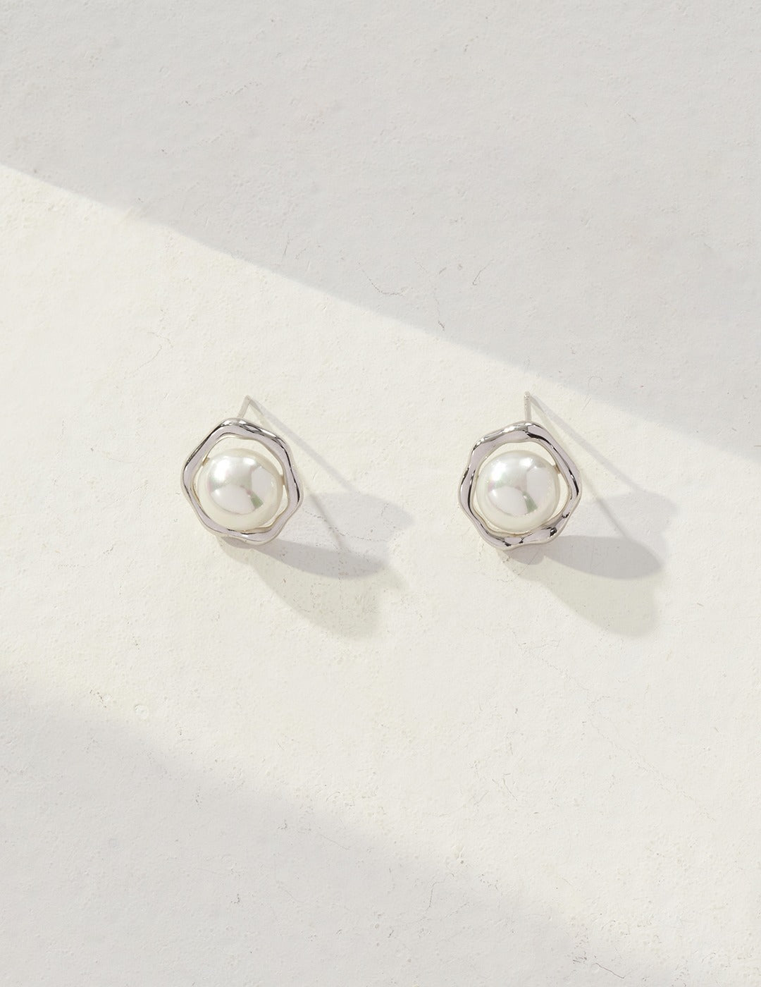 Freshwater Pearls Stud Earrings