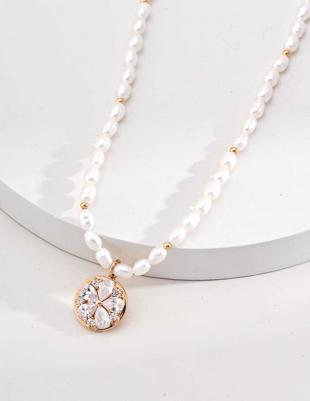 Sparkling Blossom Pearl Necklace