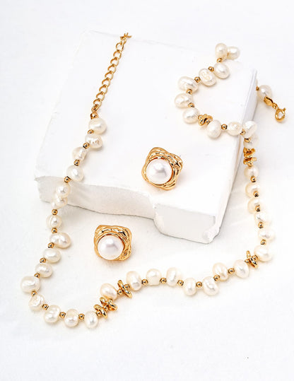 Timeless Bride Pearl Necklace