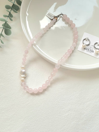 Blush Rose Pearl Necklace