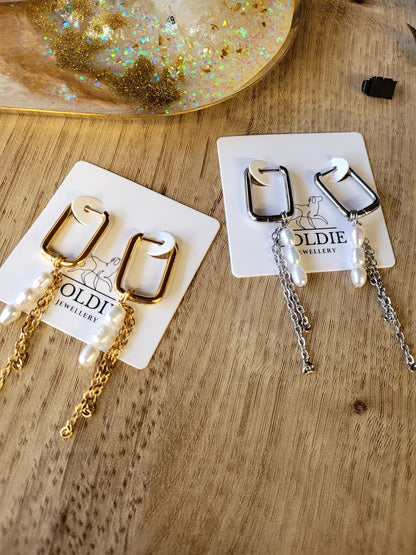 Whispering Waves Pearls Earrings