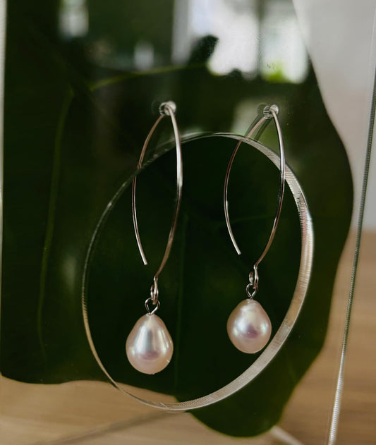 Minimalist Freshwater Pearl Drop Earrings