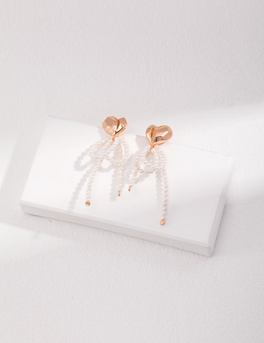 Aphrodite Pearls Earrings